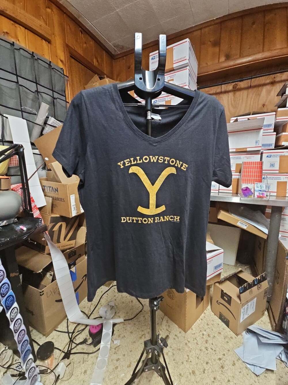 (290) Port And Company Yellowstone Dutton Ranch Black V-Neck XL